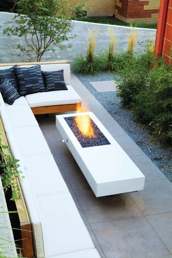 How to Pair Resin Furniture with Other Outdoor Decor 17 Modern Outdoor Furniture